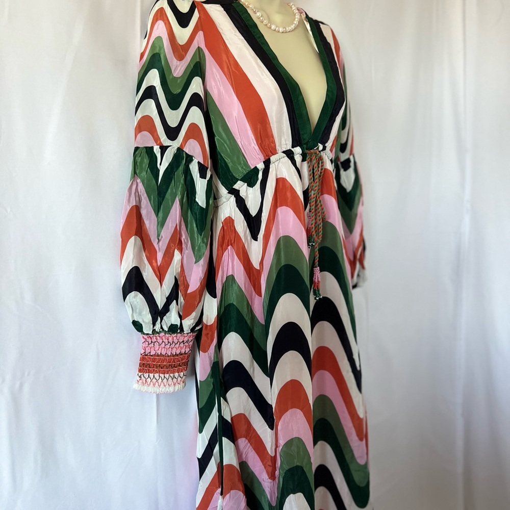 FARM Rio Colorful Wave Pattern Maxi Dress - Picture 5 of 13